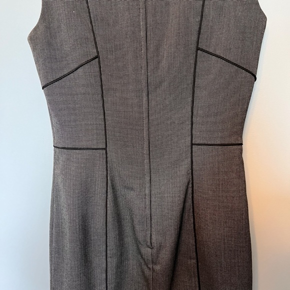 Women's H&M Heathered Grey sleeveless Dress - Picture 6 of 6